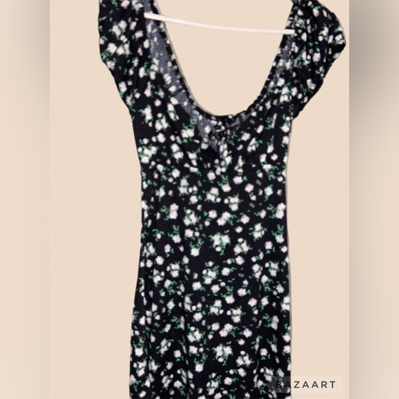 Cute ,  fun summer dress - Picture 2 of 2